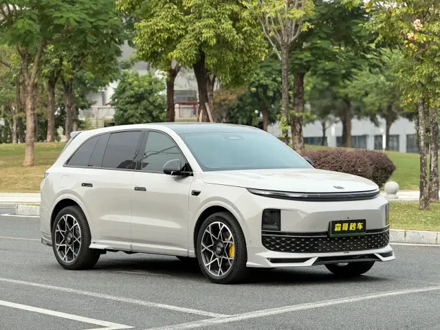 Li Auto L6 — Фото автомобиля 3