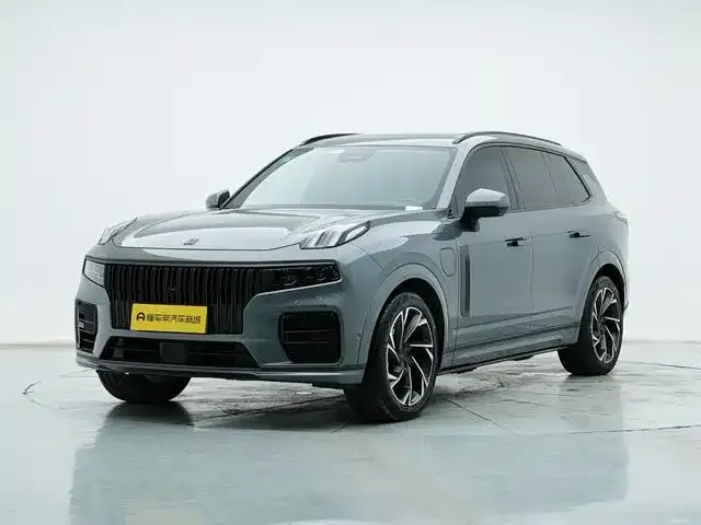 Фотография автомобиля — Lynk & Co 09