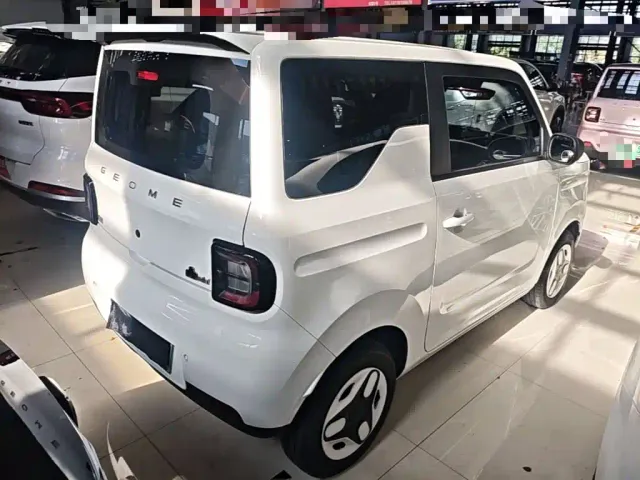 Geely Panda — Фото автомобиля 4