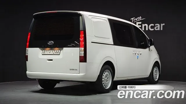 Hyundai Staria — Фото автомобиля 2