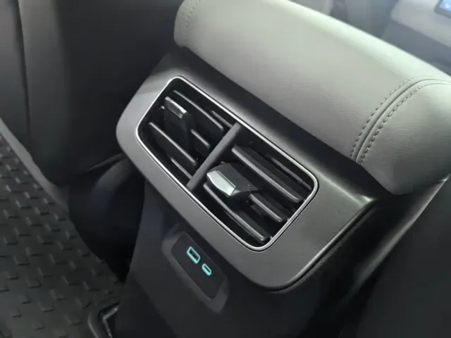BYD Seal 06 DM-i Touring — Фото автомобиля 14