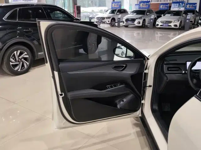 BYD Seal 06 DM-i Touring — Фото автомобиля 7