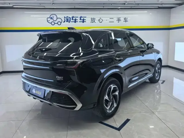 Hongqi Hongqi HS3 2023 1.5T 2WD Virtue Edition — Фото автомобиля 3