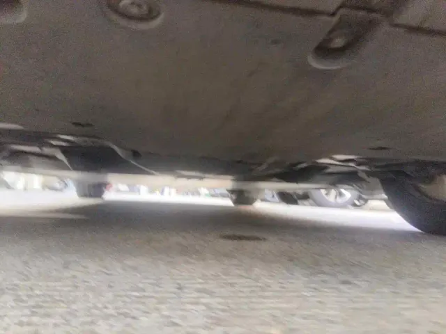 Tesla Model Y — Фото автомобиля 11