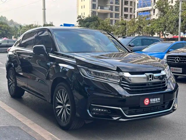 Honda Avancier — Фото автомобиля 2