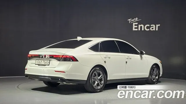 Honda Accord 11th Gen — Фото автомобиля 2