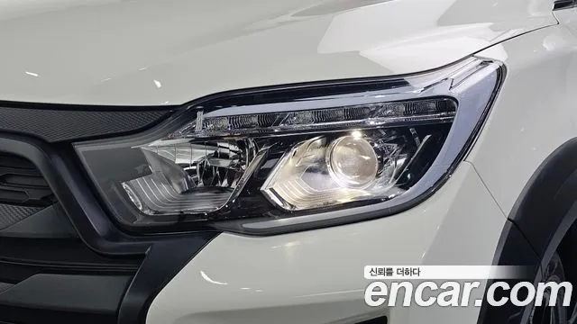 KG_Mobility_Ssangyong Rexton Новый Rexton Sport Khan Дизель 2.2 4WD — Фото автомобиля 21