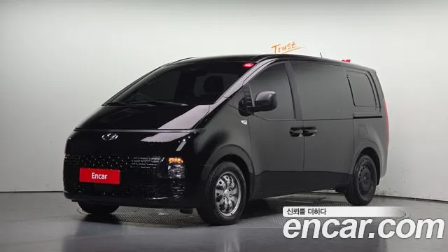 Фотография автомобиля — Hyundai Staria
