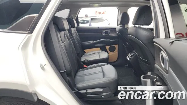 Kia Sorento Sorento 4-е поколение Бензин 2.5T 4WD — Фото автомобиля 19