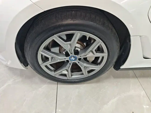 BMW i3 — Фото автомобиля 22