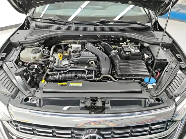 Volkswagen Sagitar — Фото автомобиля 10