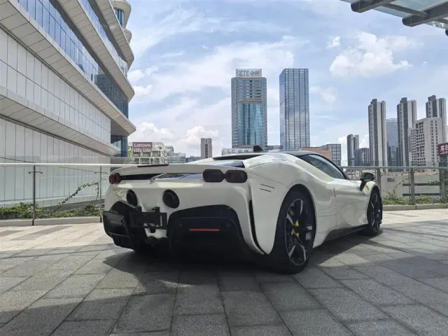 Ferrari SF90 — Фото автомобиля 4