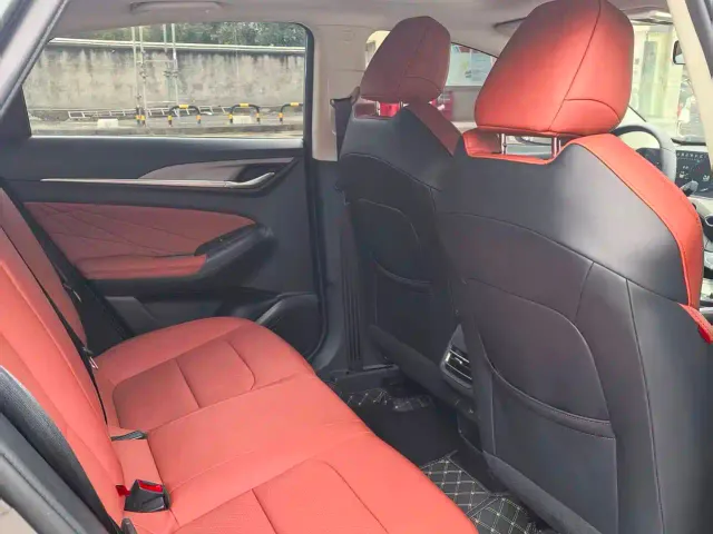 Changan Eado — Фото автомобиля 14