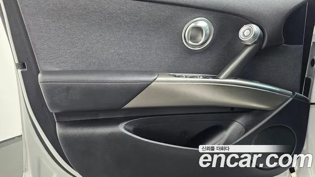 Genesis GV60 — Фото автомобиля 13