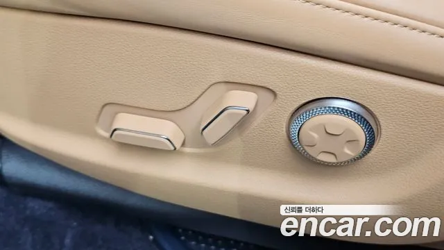 Genesis GV80 — Фото автомобиля 26