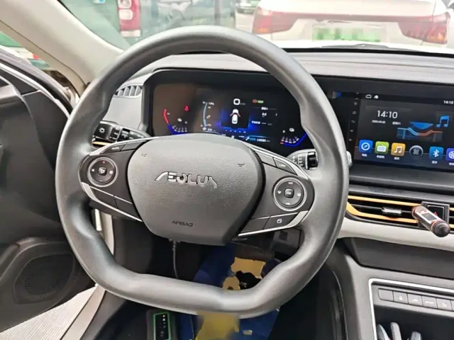 Dongfeng Fengshen E70 — Фото автомобиля 10