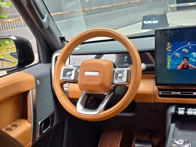 iCAR V27 — Фото автомобиля 11