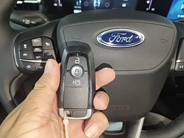 Ford Edge — Фото автомобиля 8