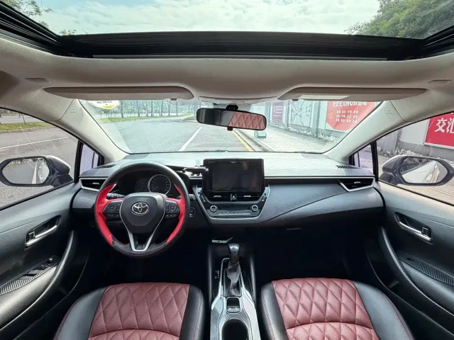 Toyota Corolla — Фото автомобиля 13