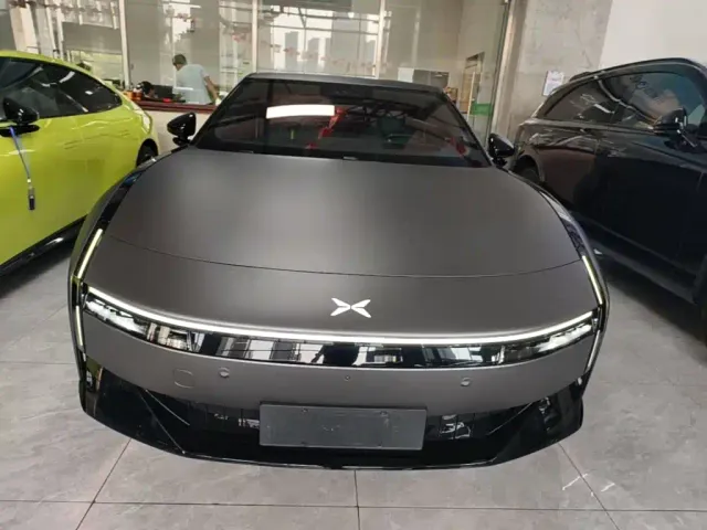 Xpeng P7 — Фото автомобиля 2