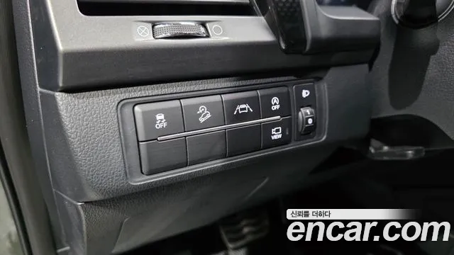 KG_Mobility_Ssangyong Rexton Новый Rexton Sport Дизель 2.2 4WD — Фото автомобиля 11