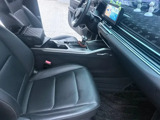 Geely Emgrand — Фото автомобиля 5