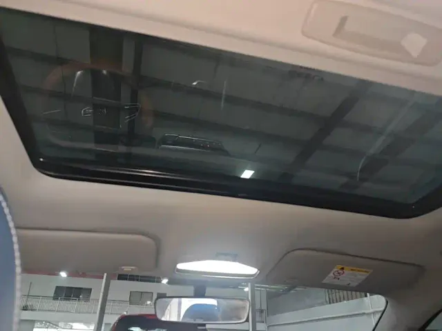 Geely Emgrand — Фото автомобиля 17