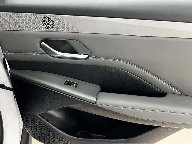 BYD Qin PLUS — Фото автомобиля 21