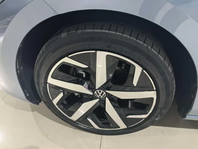 Volkswagen Lamando — Фото автомобиля 16