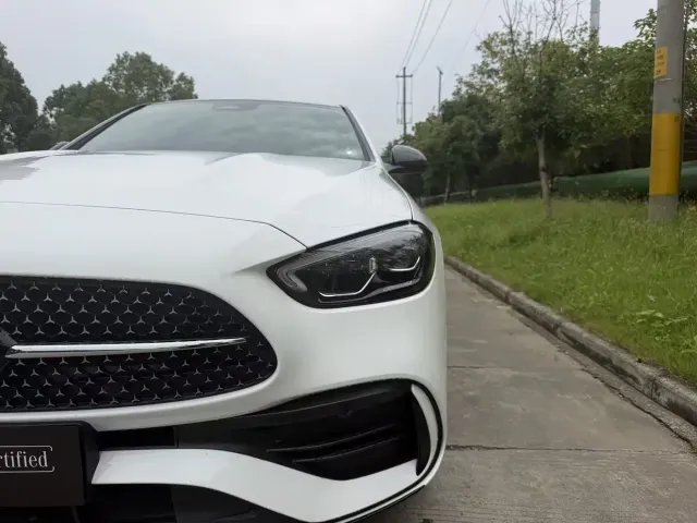 Mercedes-Benz C-Class — Фото автомобиля 3