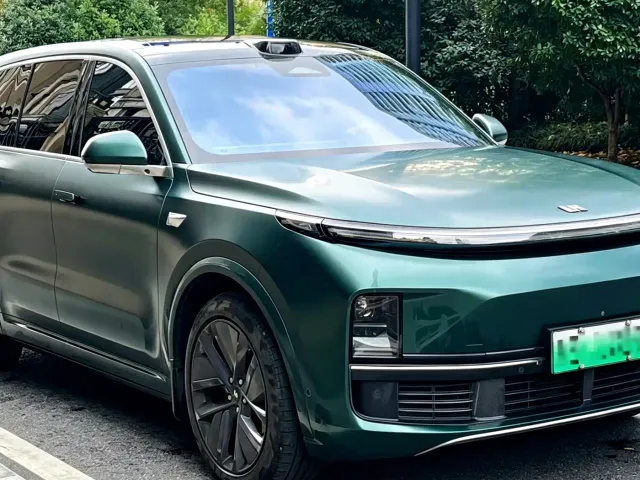 Li Auto L9 — Фото автомобиля 3