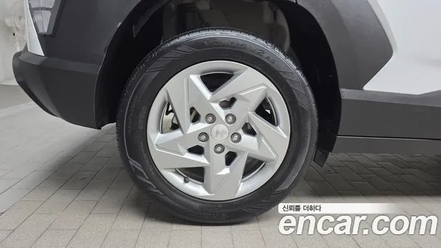 Hyundai Kona Kona (SX2) Бензин 1.6 турбо 2WD — Фото автомобиля 5