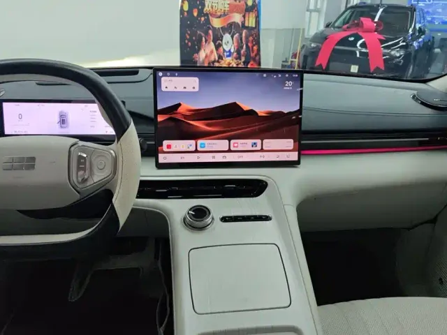 Geely Galaxy E5 — Фото автомобиля 13