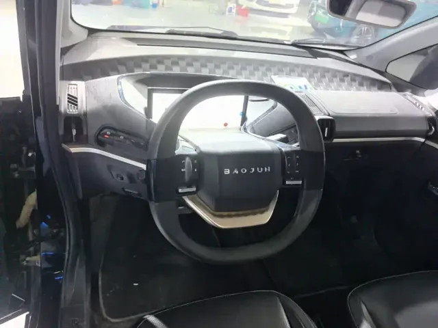 Baojun KiWi EV — Фото автомобиля 9