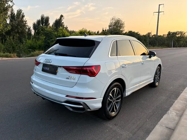 Audi Q3 — Фото автомобиля 5