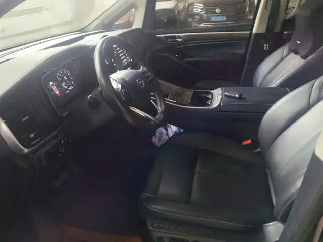 GAC Trumpchi M8 — Фото автомобиля 9