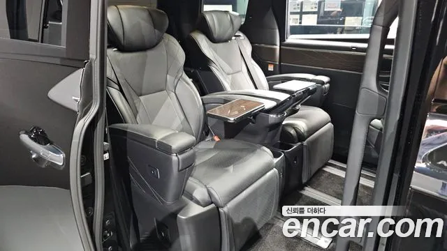 Toyota Alphard — Фото автомобиля 7