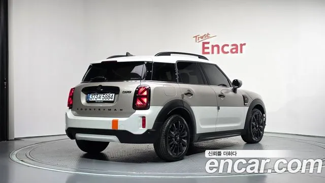 MINI Countryman — Фото автомобиля 2