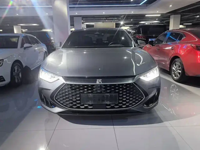 BYD Han — Фото автомобиля 2