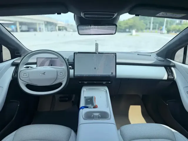Xpeng P7+ — Фото автомобиля 9