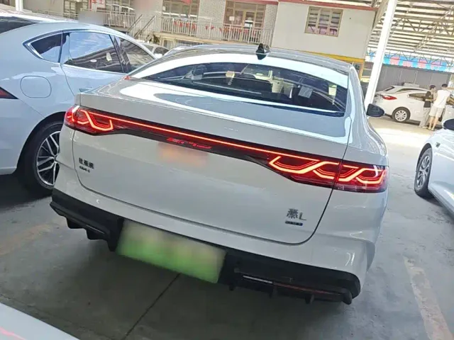 BYD Qin L — Фото автомобиля 5