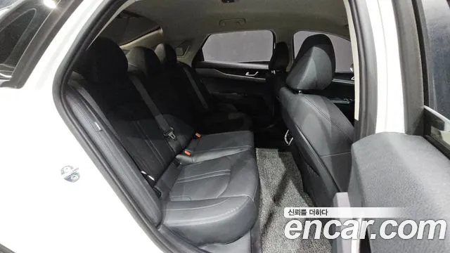 Kia K5 Generation 3 — Фото автомобиля 17