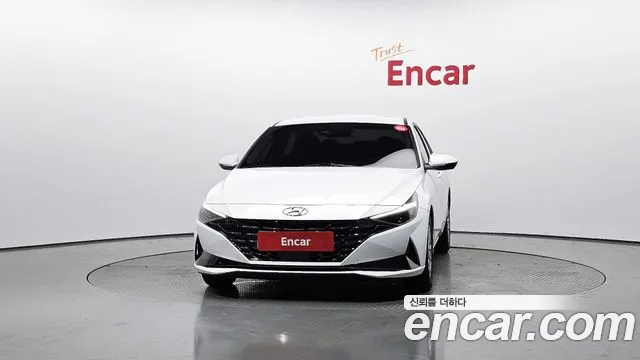 Hyundai AVANTE Avante (CN7) — Фото автомобиля 3