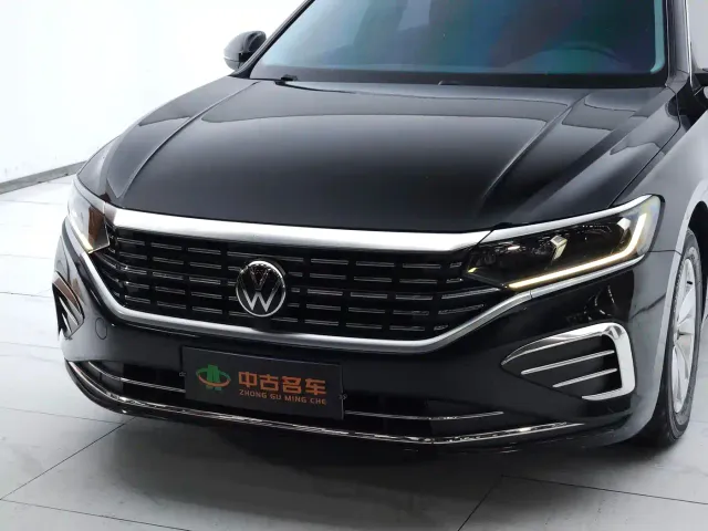 Volkswagen Passat — Фото автомобиля 20