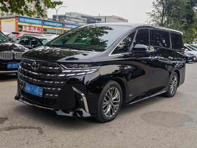 Фотография автомобиля — Toyota Alphard