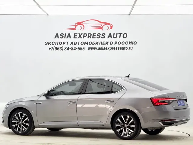 Skoda Superb — Фото автомобиля 6