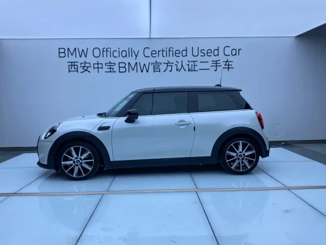 MINI Hatch — Фото автомобиля 3