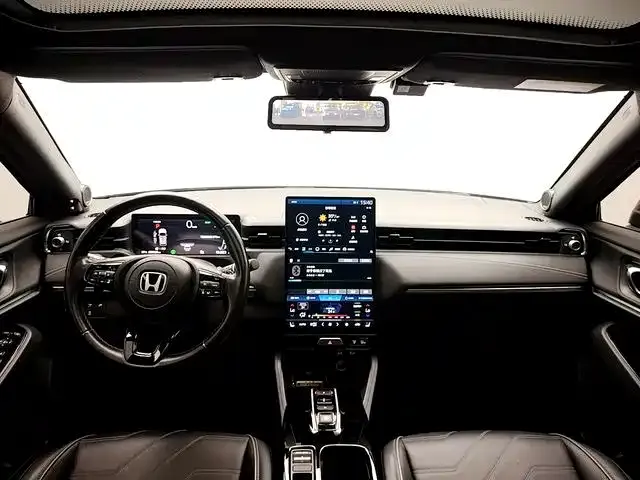 Honda e:NP1 — Фото автомобиля 9