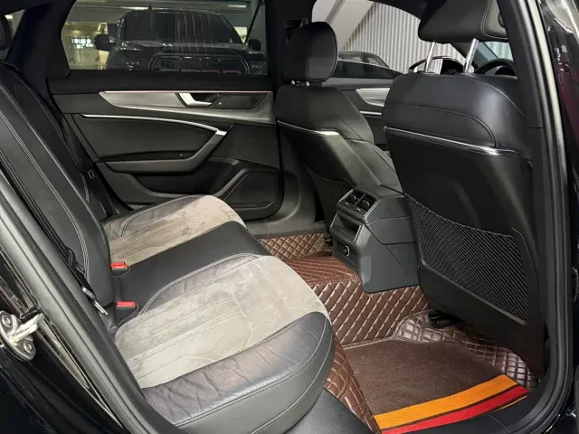 Audi A6L — Фото автомобиля 16