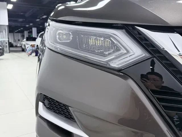 Nissan Qashqai — Фото автомобиля 7